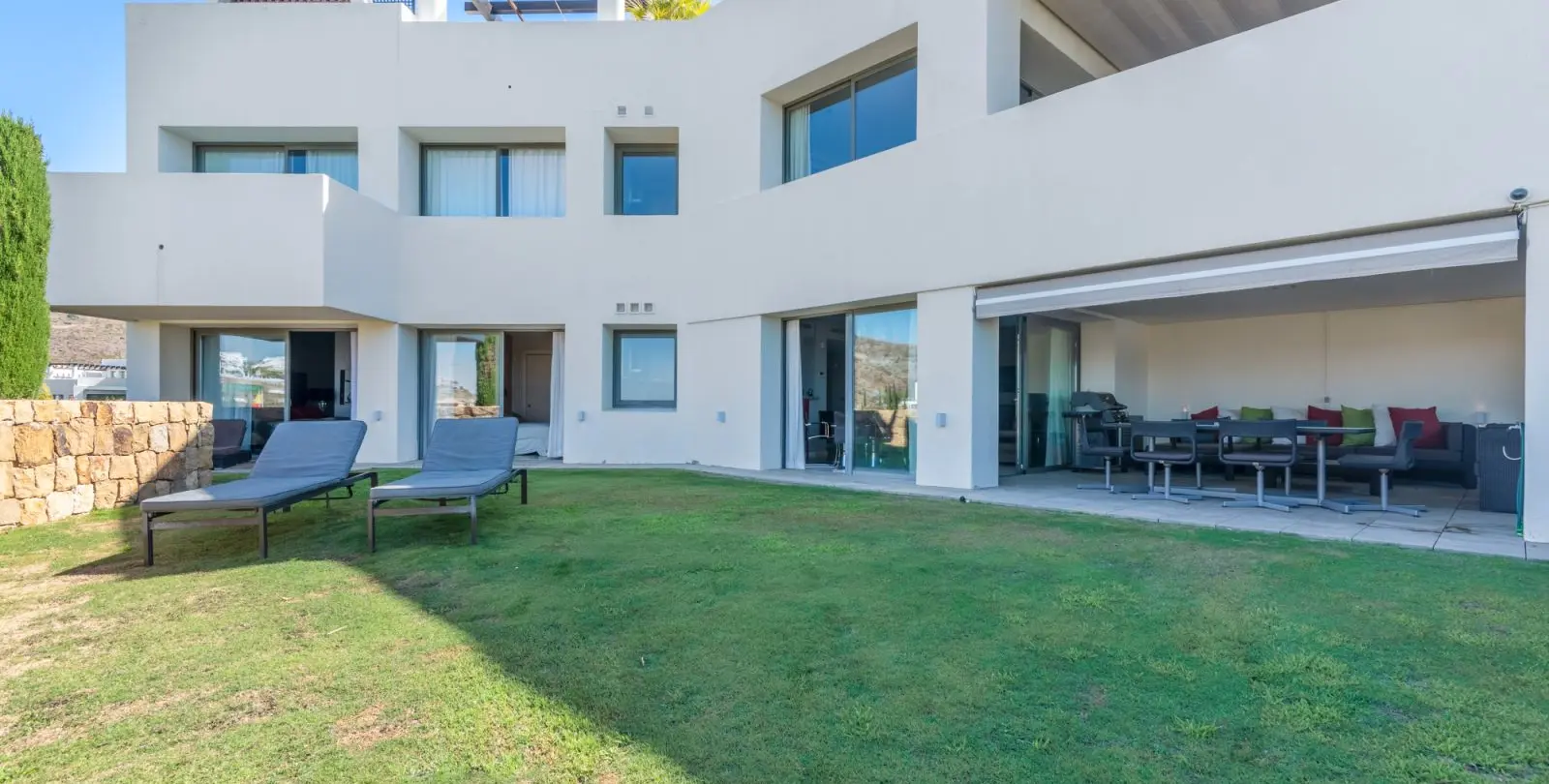 Sale of ground floor apartment in Los Flamingos 2