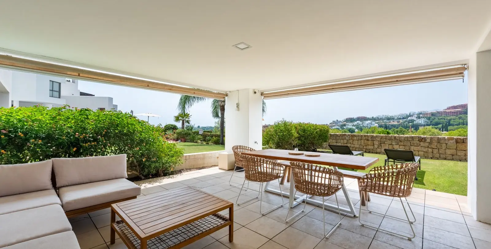 Sale of ground floor apartment in Los Flamingos 3