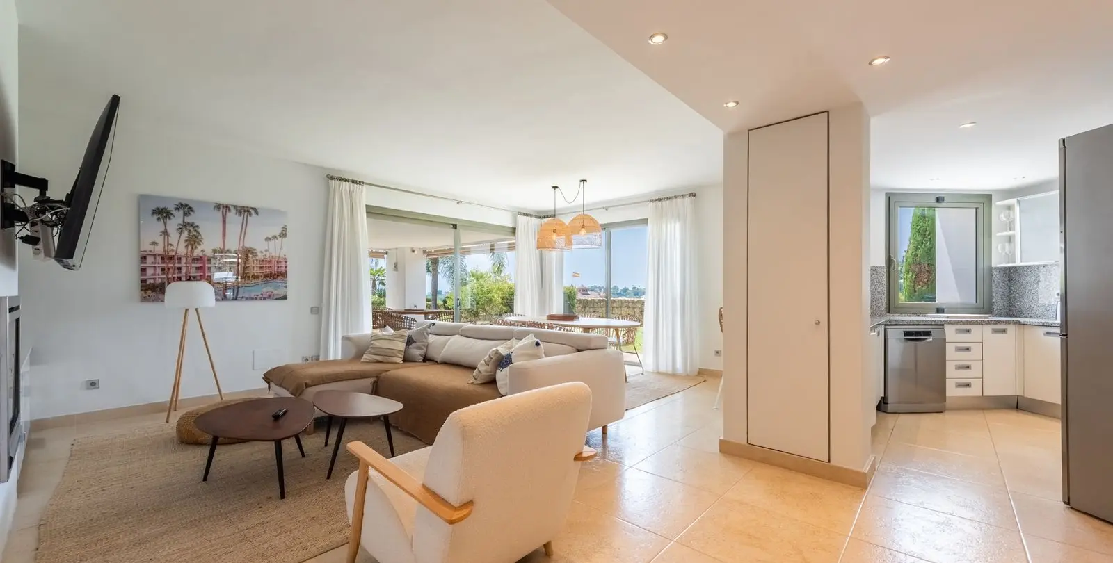 Sale of ground floor apartment in Los Flamingos 4