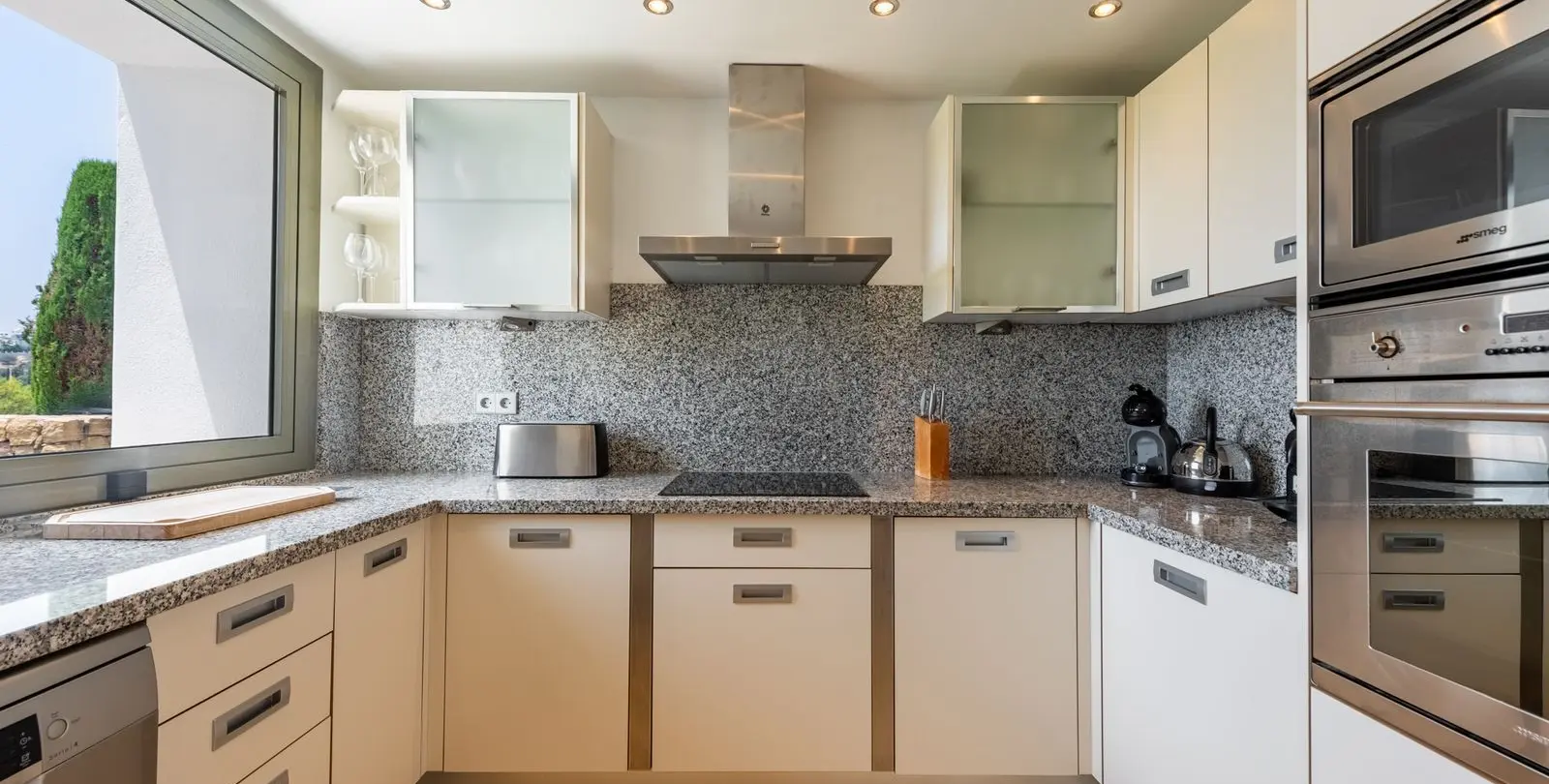 Sale of ground floor apartment in Los Flamingos 7