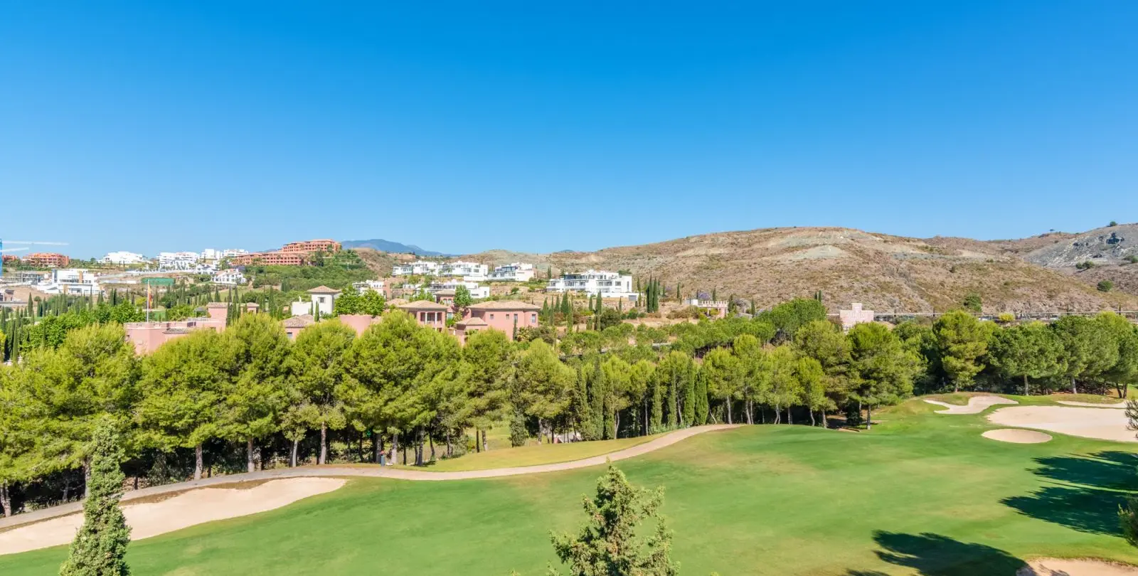 Sale of ground floor apartment in Los Flamingos 26