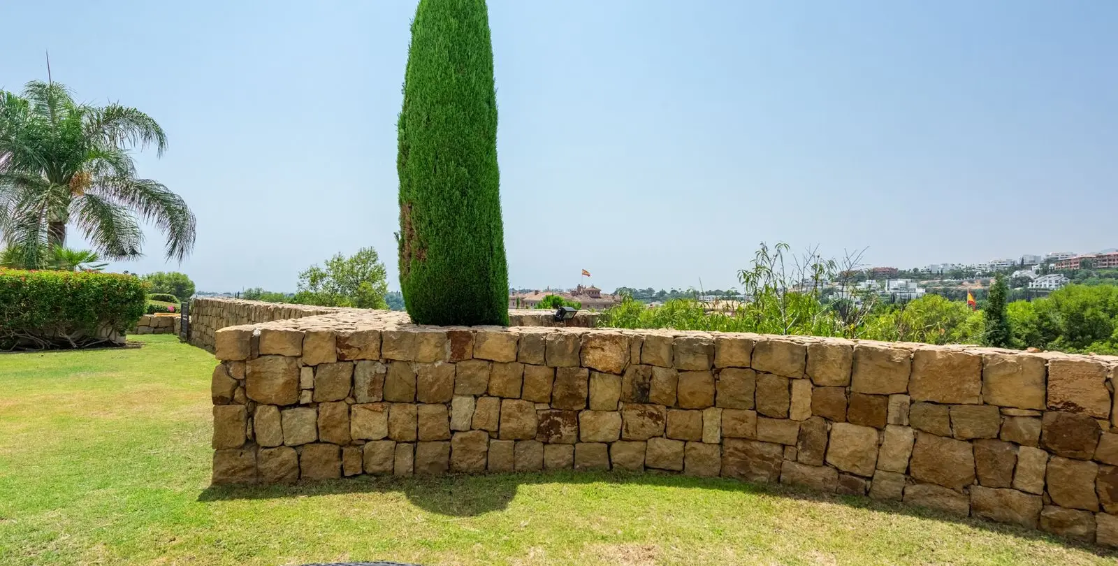 Sale of ground floor apartment in Los Flamingos 29
