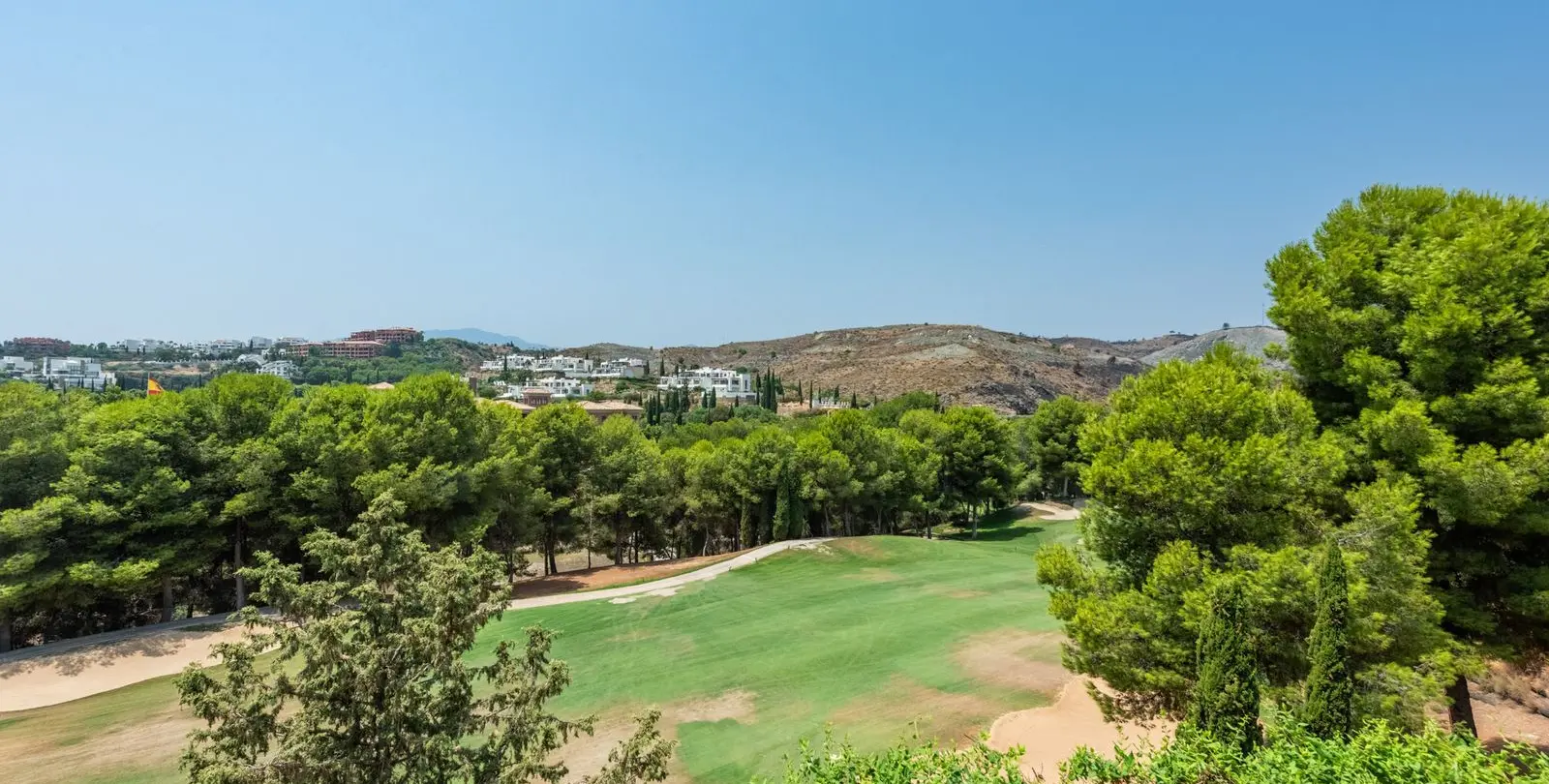 Sale of ground floor apartment in Los Flamingos 32