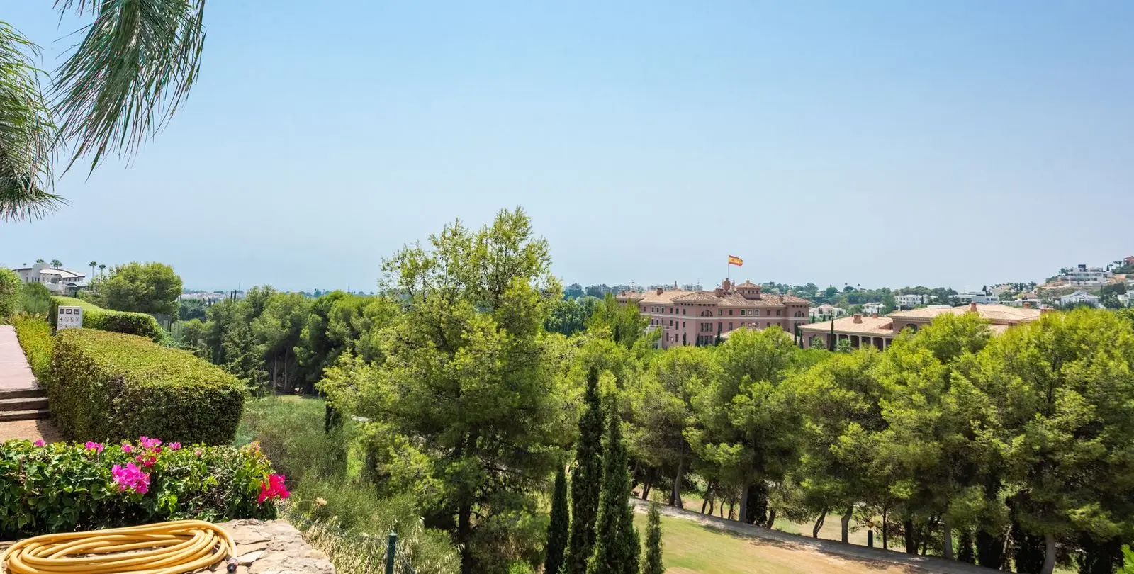 Sale of ground floor apartment in Los Flamingos 33