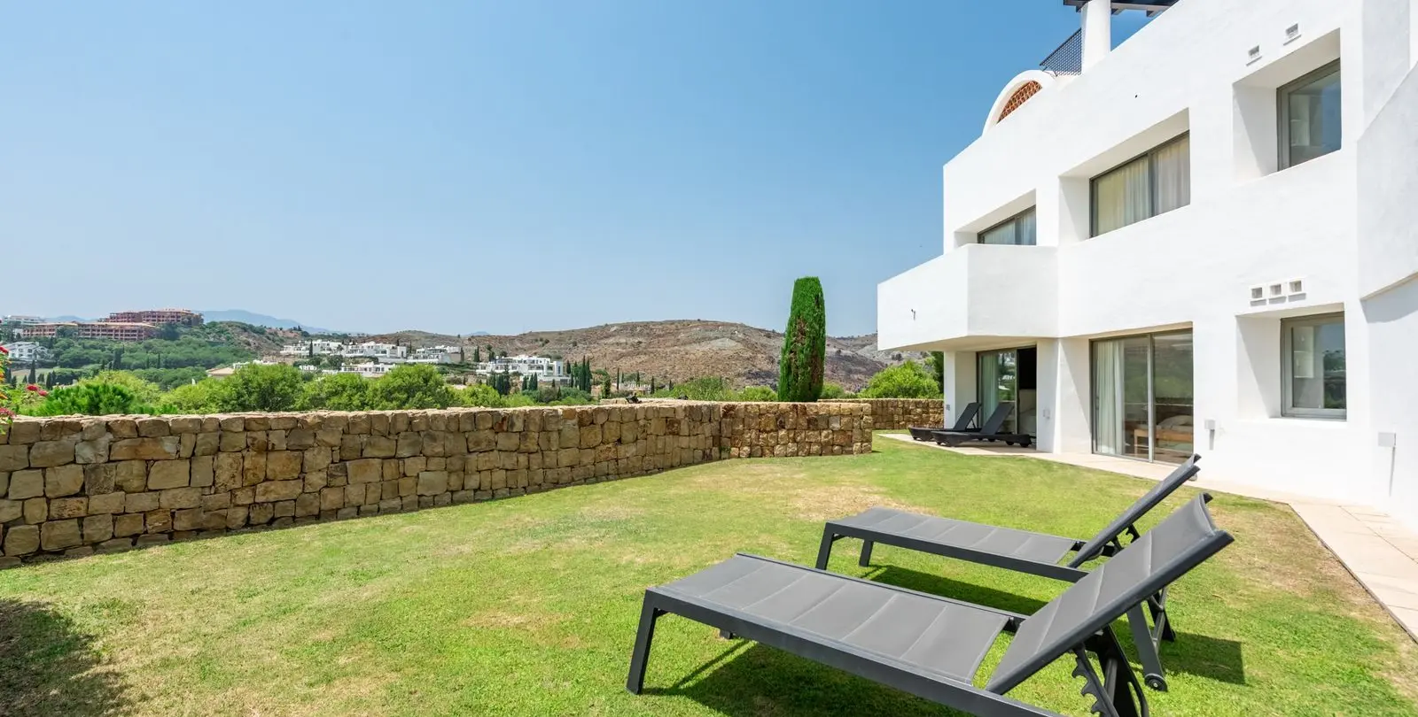 Sale of ground floor apartment in Los Flamingos 36