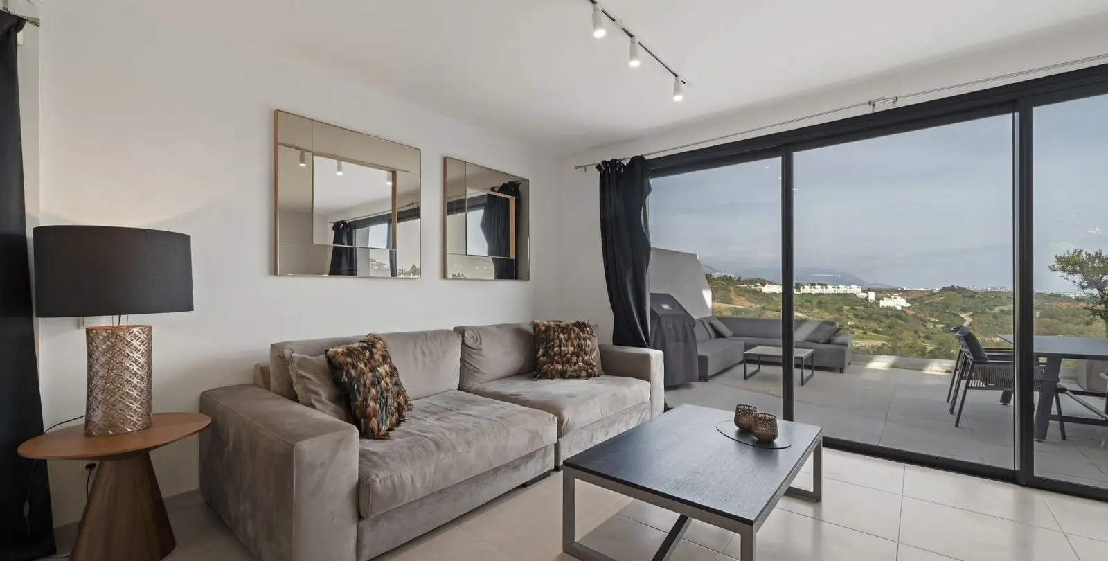 Venta de ático en La Cala Golf 22