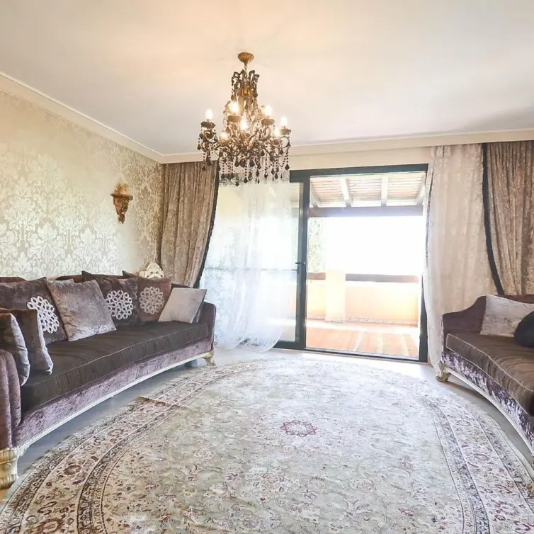 Sale of penthouse duplex in Estepona
