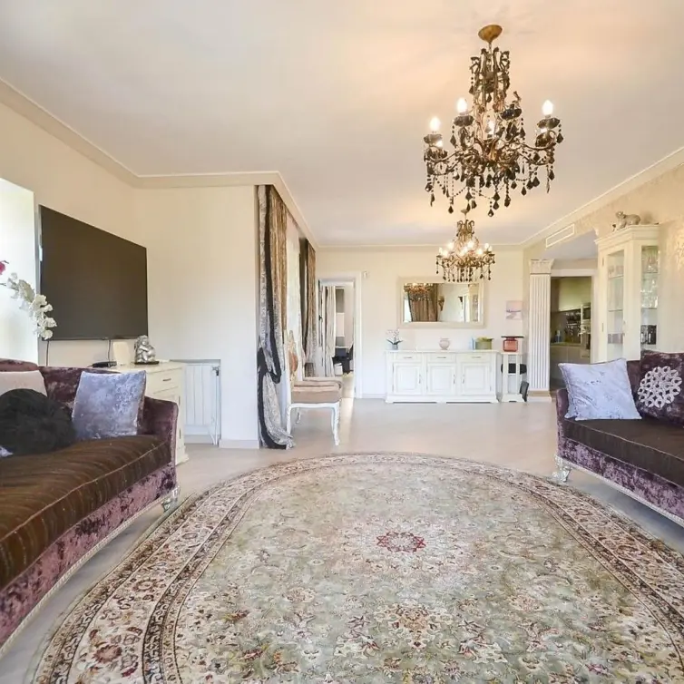 Sale of penthouse duplex in Estepona