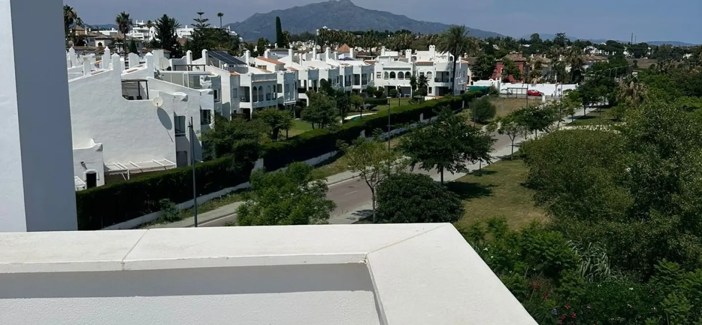 Sale of penthouse duplex in Cancelada 4