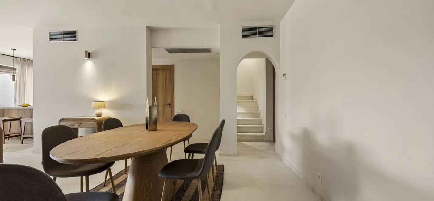 Продажа двухуровневого пентхауса в Estepona 3