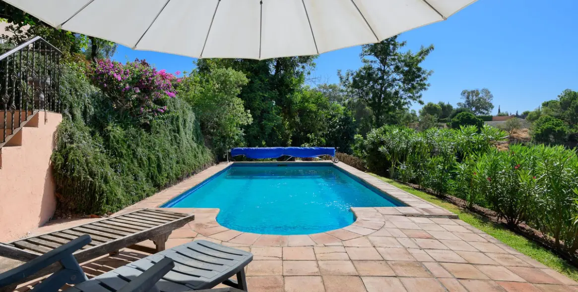 Venta de villa independiente en Estepona 26