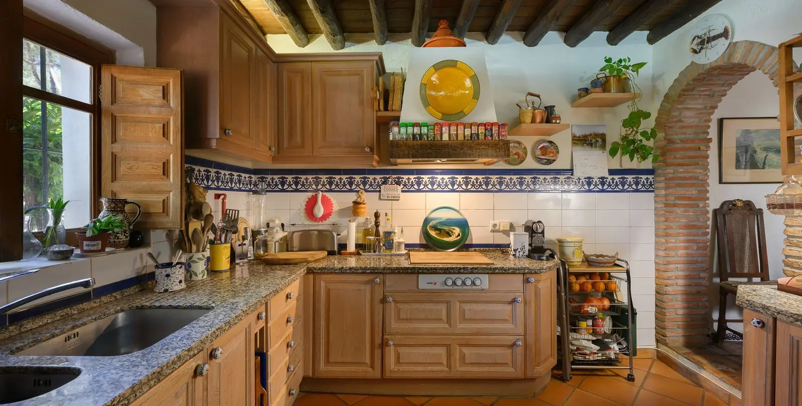 Продажа  отдельно стоящей виллы в Estepona 7