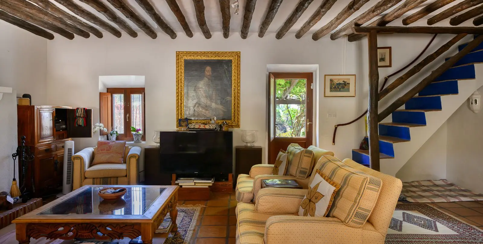 Продажа  отдельно стоящей виллы в Estepona 23