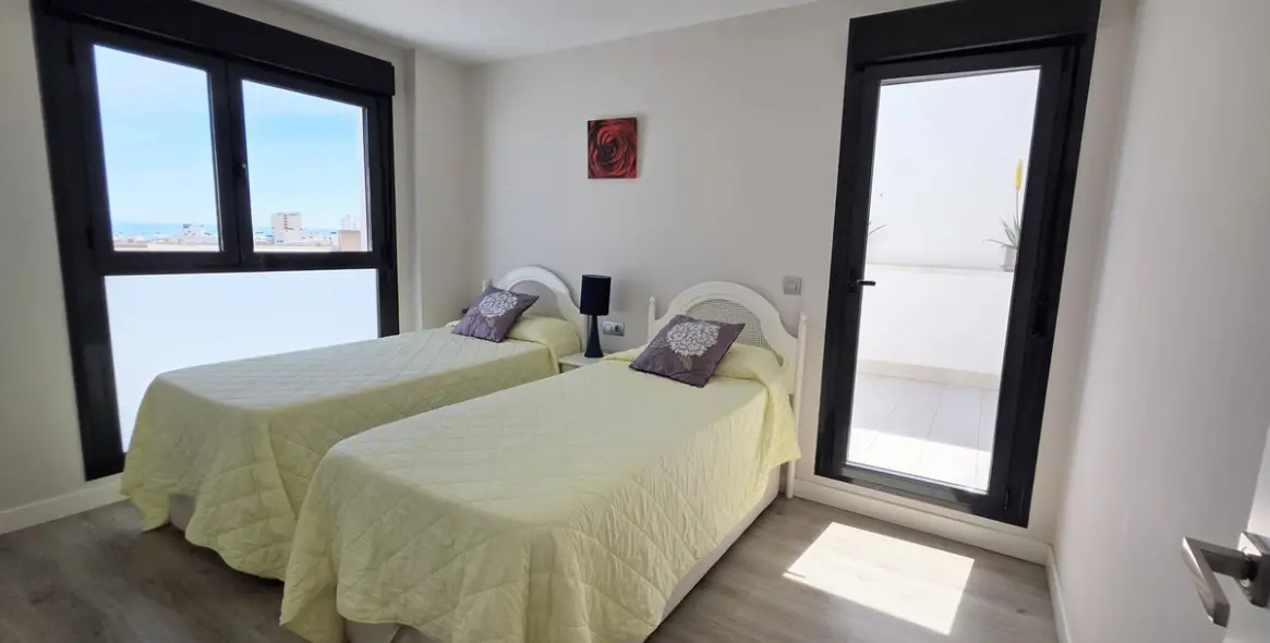 Продажа апартаментов на среднем этаже в Málaga Centro 3