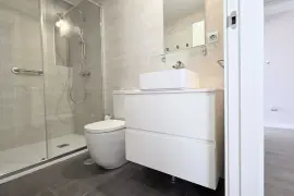 Image 4 thumb