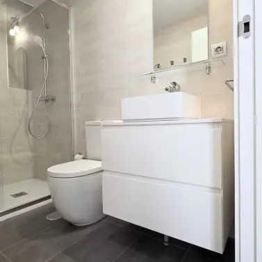 Venta de apartamento en planta media en Málaga Centro