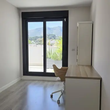Venta de apartamento en planta media en Málaga Centro