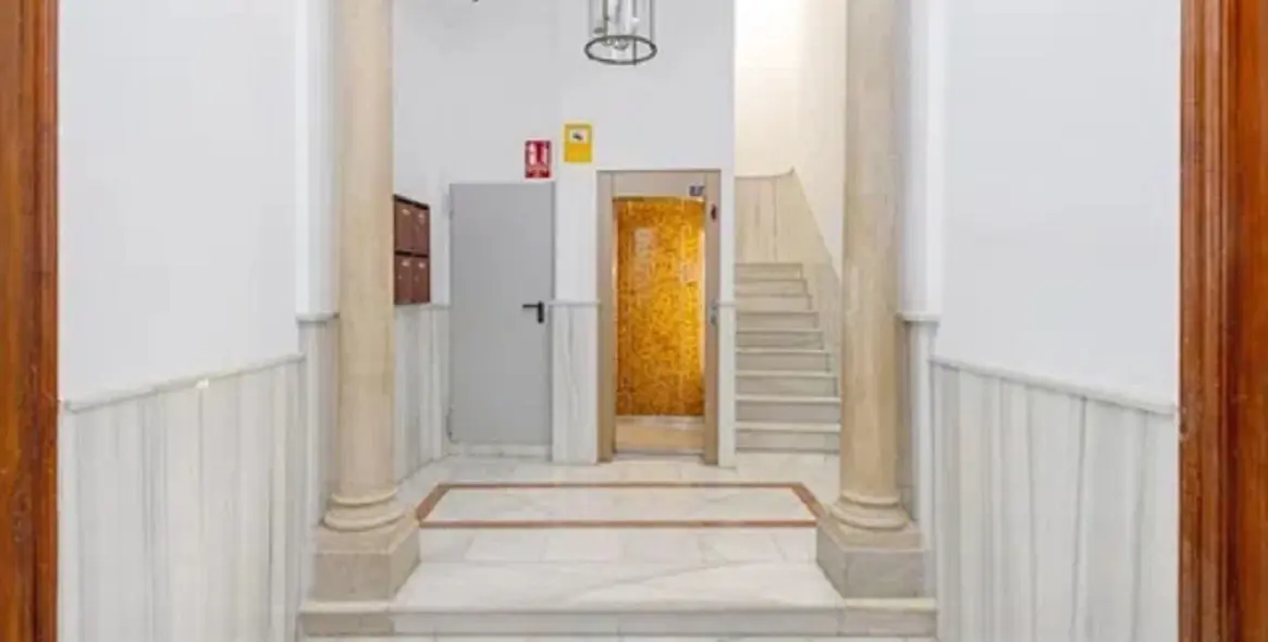 Venta de apartamento en planta media en Málaga Centro 15