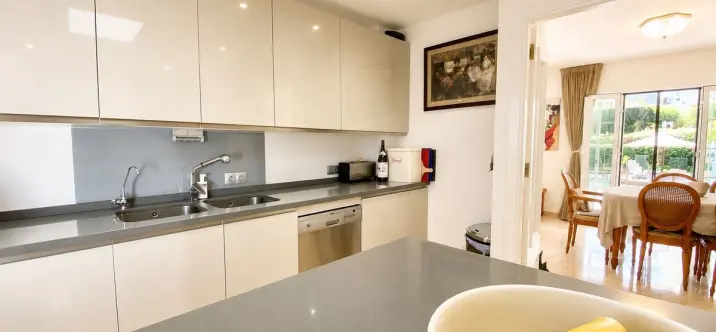 Venta de villa independiente en Benamara 3