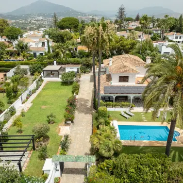 Venta de villa independiente en San Pedro de Alcántara