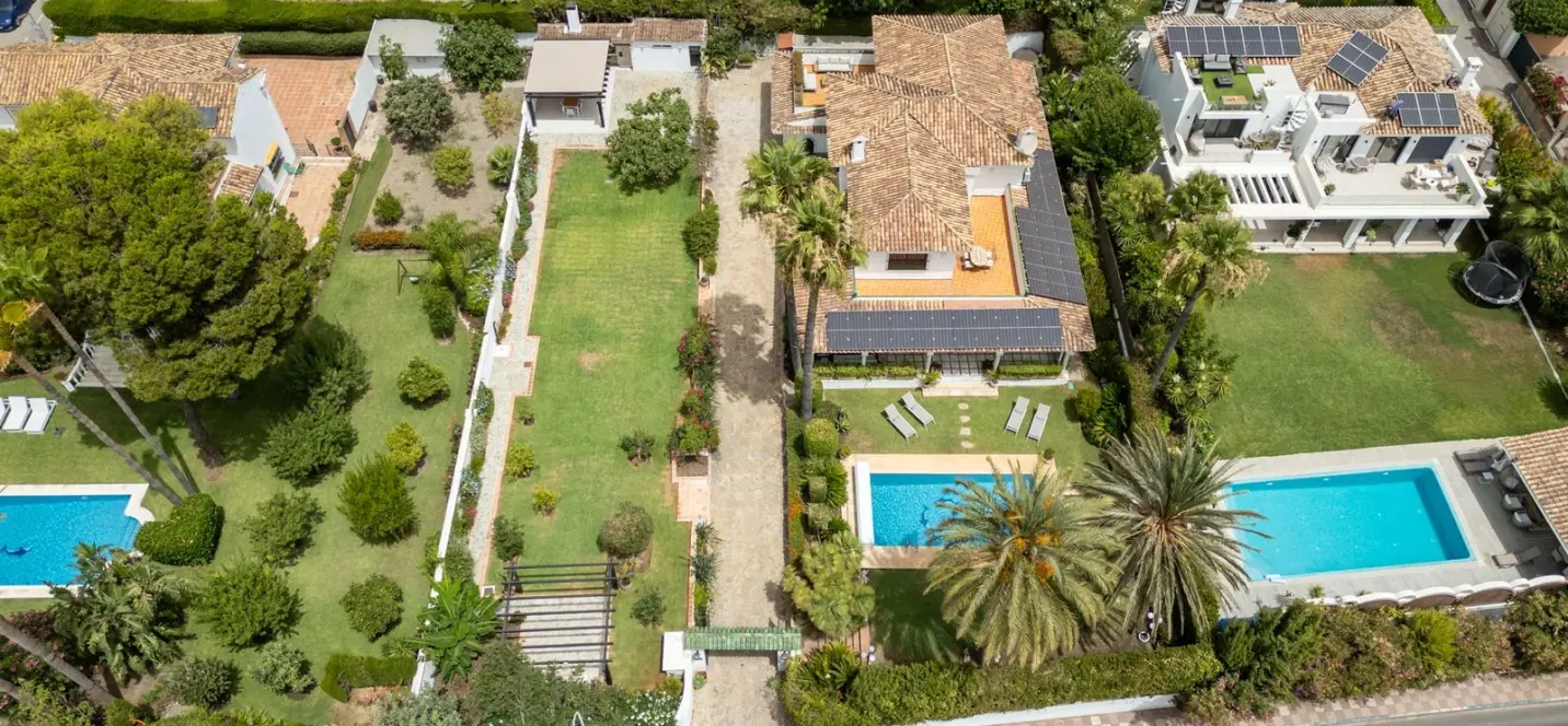 Продажа  отдельно стоящей виллы в San Pedro de Alcántara 3