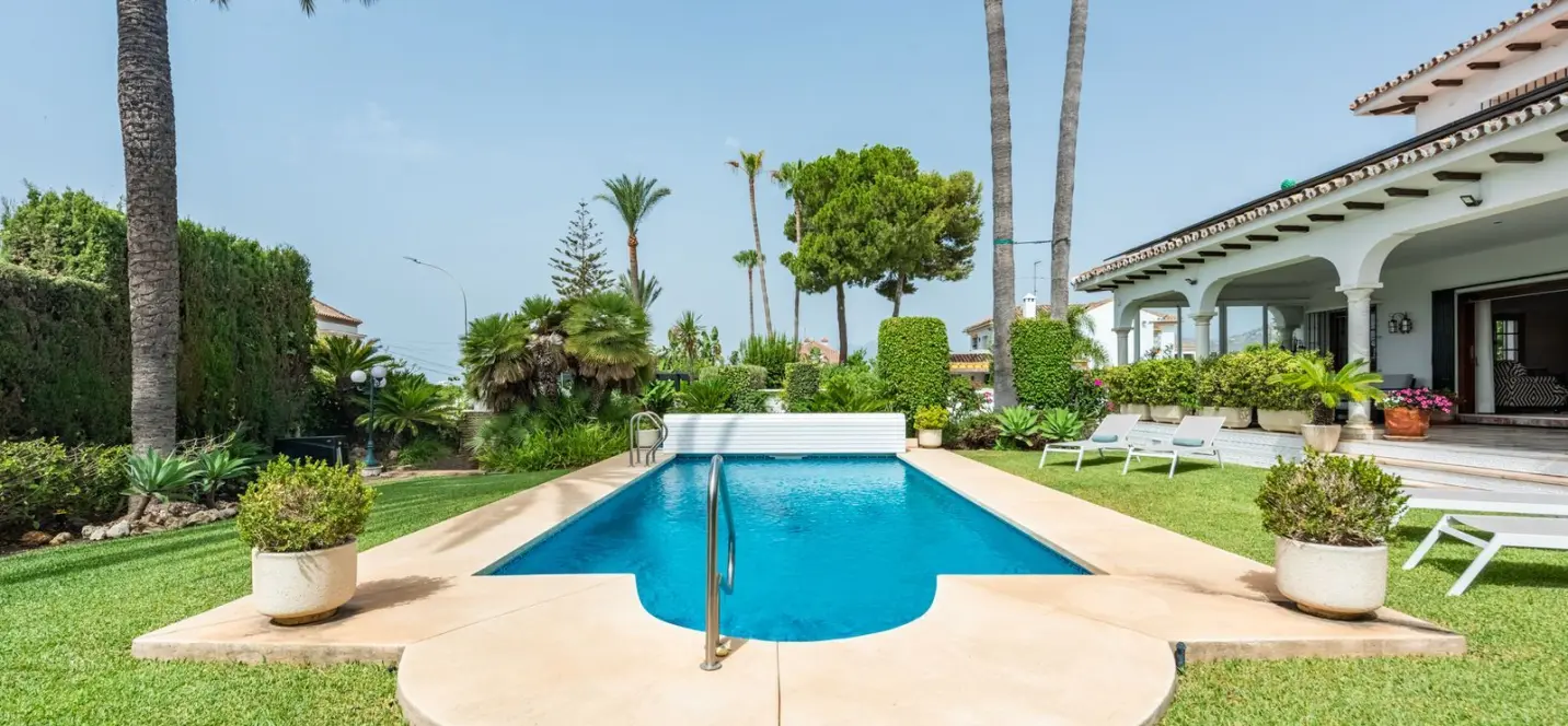 Продажа  отдельно стоящей виллы в San Pedro de Alcántara 4