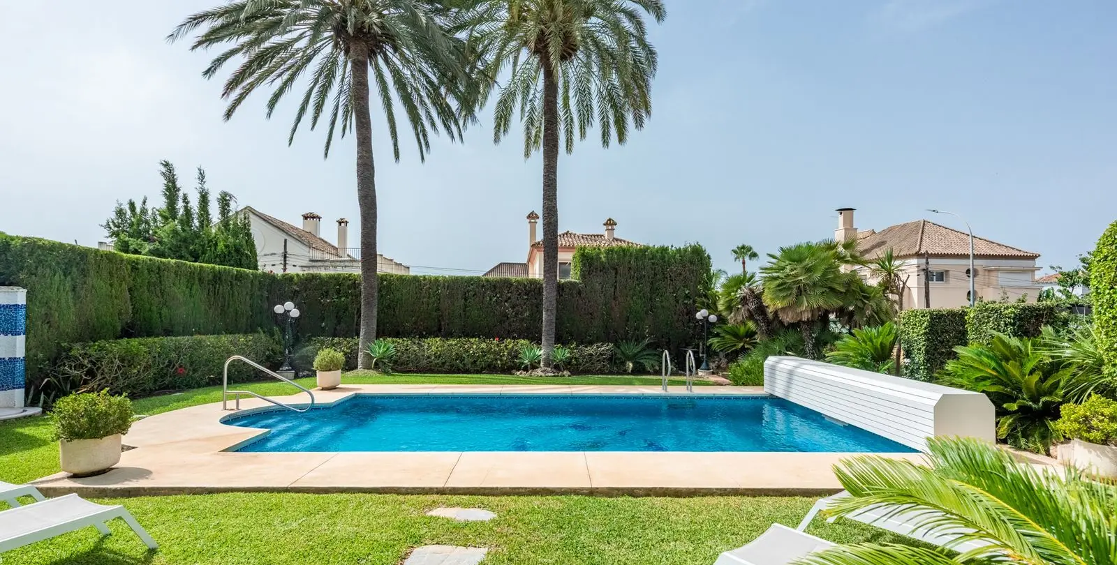 Продажа  отдельно стоящей виллы в San Pedro de Alcántara 7