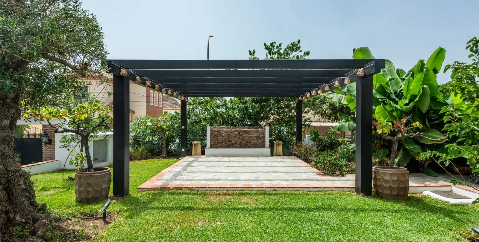 Продажа  отдельно стоящей виллы в San Pedro de Alcántara 9