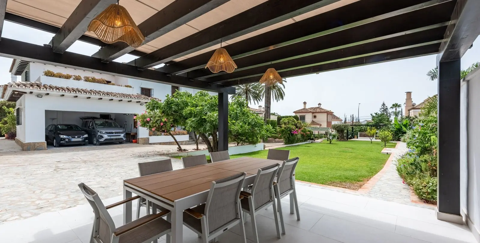Продажа  отдельно стоящей виллы в San Pedro de Alcántara 10