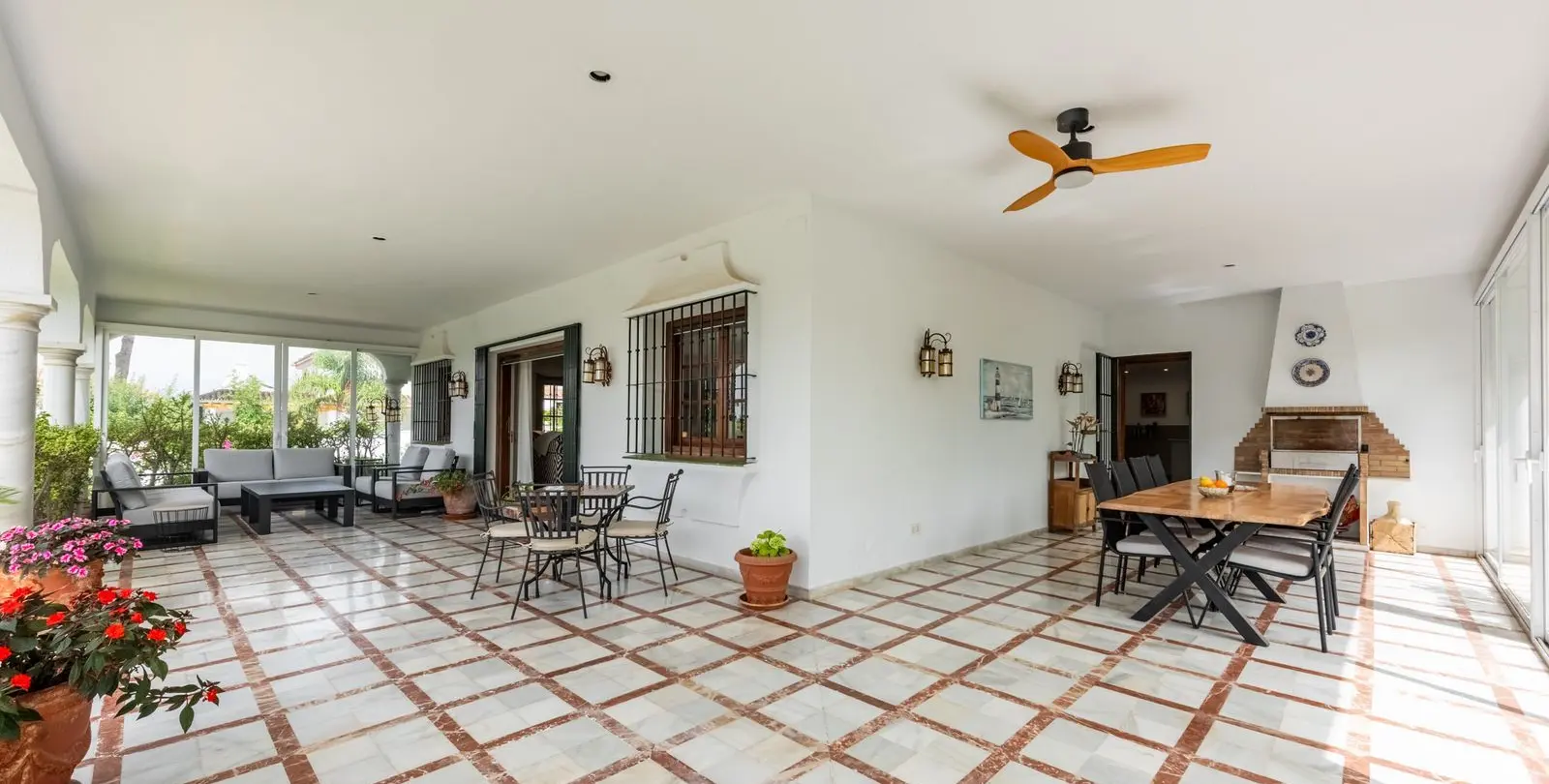 Продажа  отдельно стоящей виллы в San Pedro de Alcántara 14