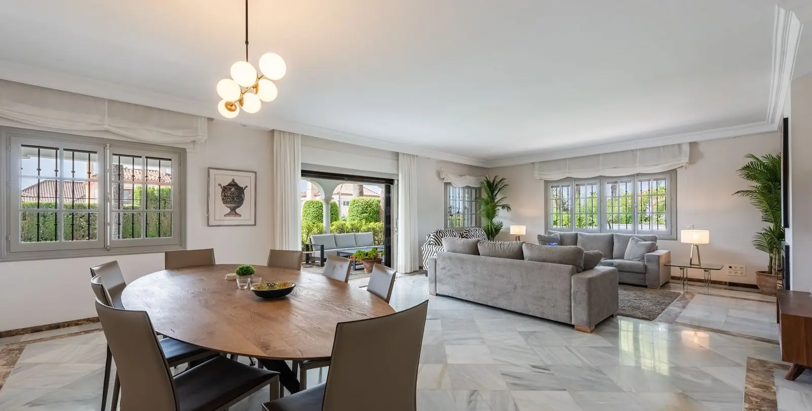 Продажа  отдельно стоящей виллы в San Pedro de Alcántara 18