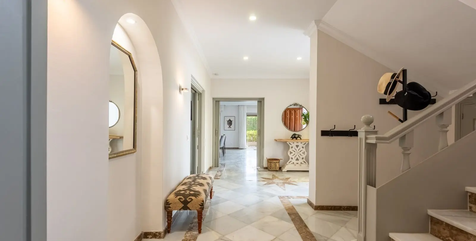 Продажа  отдельно стоящей виллы в San Pedro de Alcántara 29