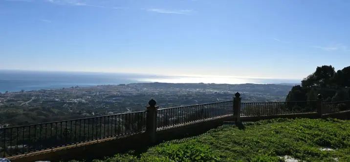 Venta de parcela residencial en Mijas 0