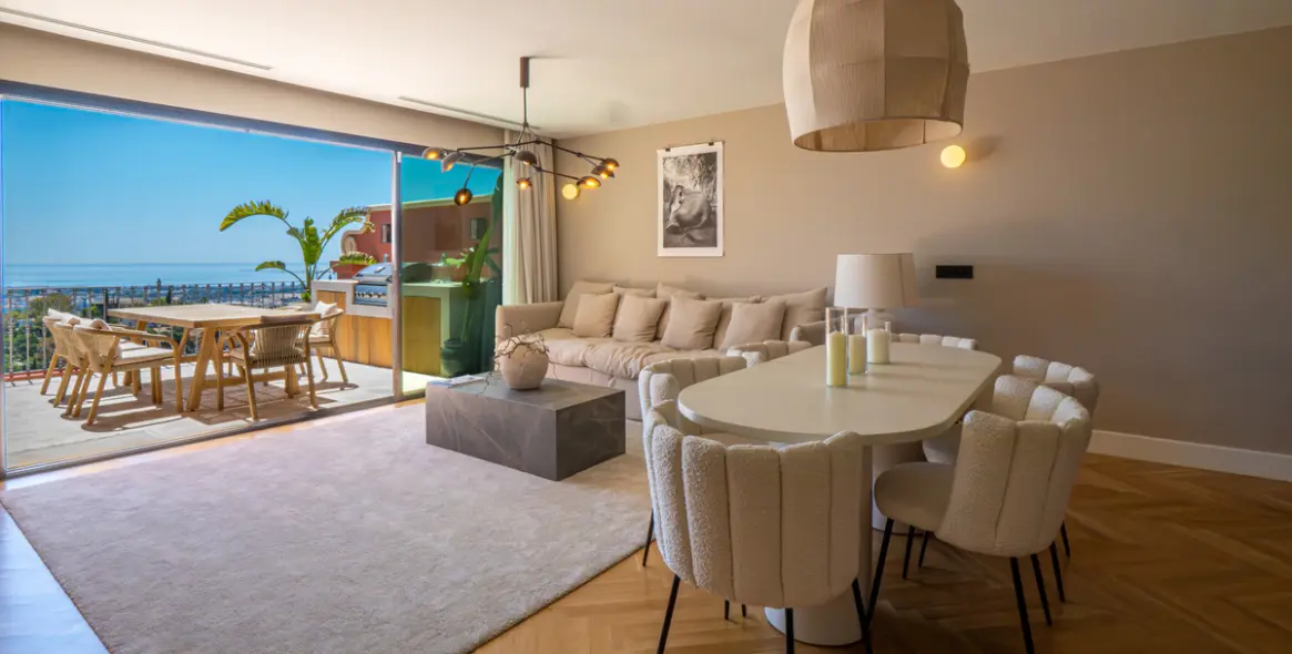 Venta de ático dúplex en Benahavís 1