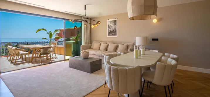 Venta de ático dúplex en Benahavís 0