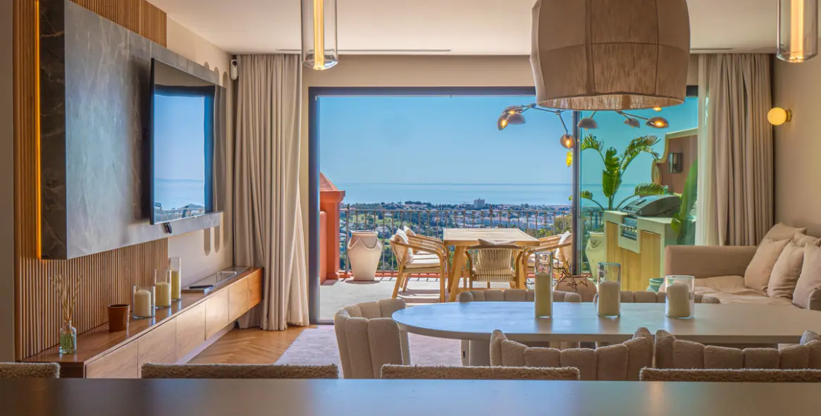 Venta de ático dúplex en Benahavís 26
