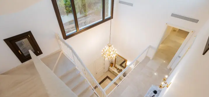 Venta de villa independiente en Estepona 3