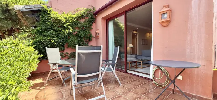 Alquiler a largo plazo de ático dúplex en Elviria 1