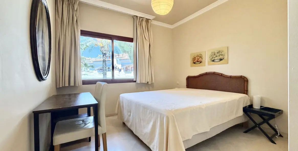 Долгосрочная аренда двухуровневого пентхауса в Elviria 23