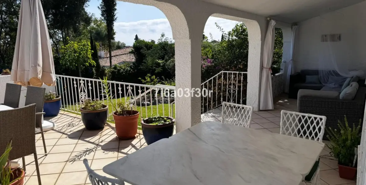 Long-term rent of detached villa in Guadalmina Alta 1