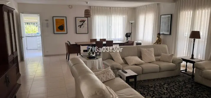 Long-term rent of detached villa in Guadalmina Alta 2