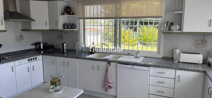 Long-term rent of detached villa in Guadalmina Alta 3