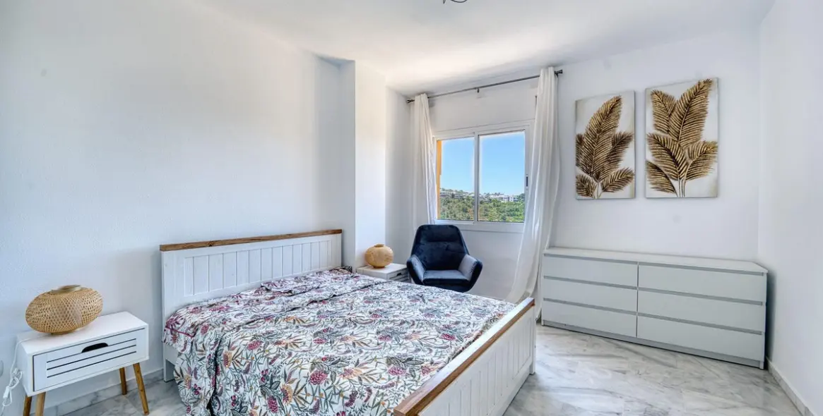 Долгосрочная аренда двухуровневого пентхауса в Elviria 6