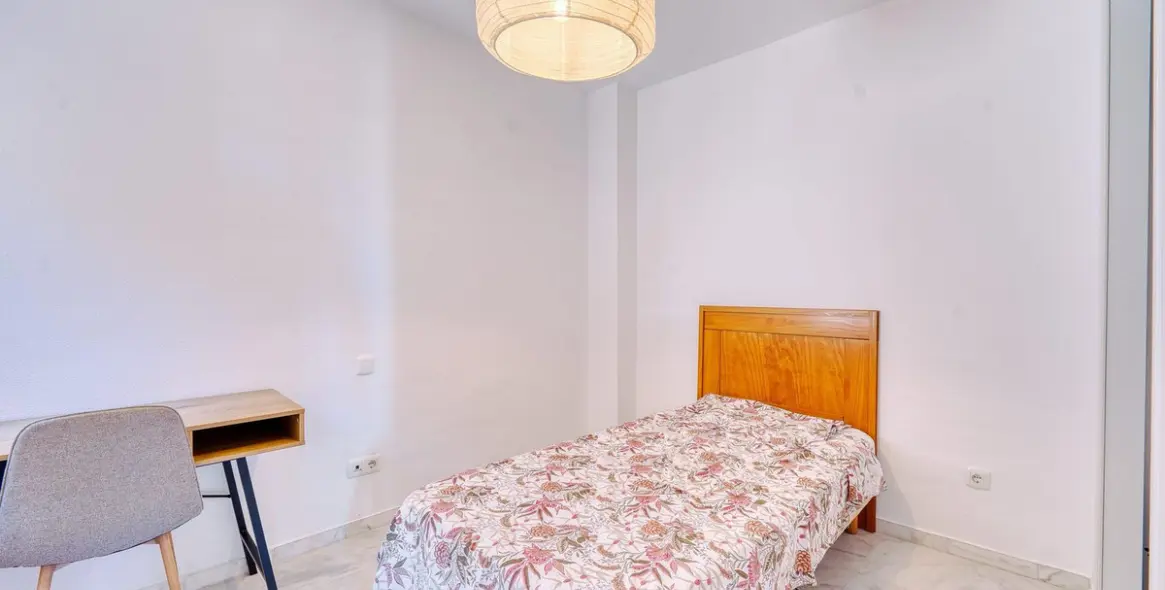 Долгосрочная аренда двухуровневого пентхауса в Elviria 7