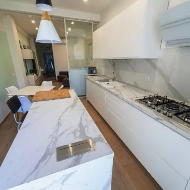 Продажа апартаментов на среднем этаже в Marbella