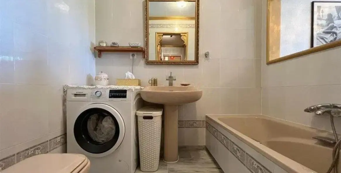Sale of townhouse in Calahonda 20