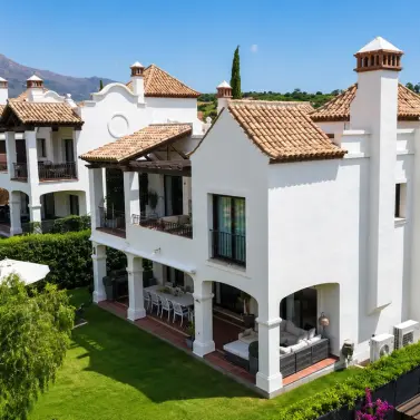 Продажа  отдельно стоящей виллы в Estepona
