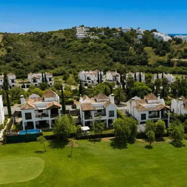 Продажа  отдельно стоящей виллы в Estepona