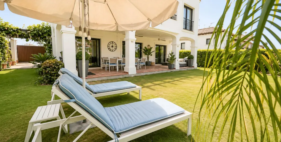 Sale of detached villa in Estepona 7