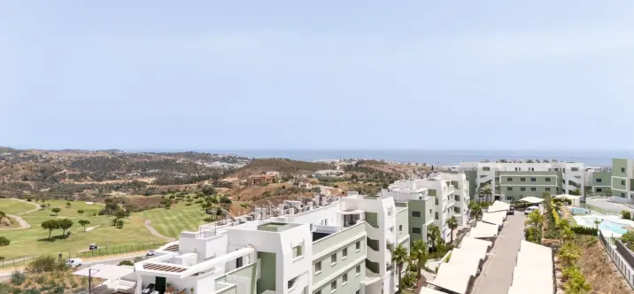 Продажа двухуровневых апартаментов в La Cala de Mijas 0